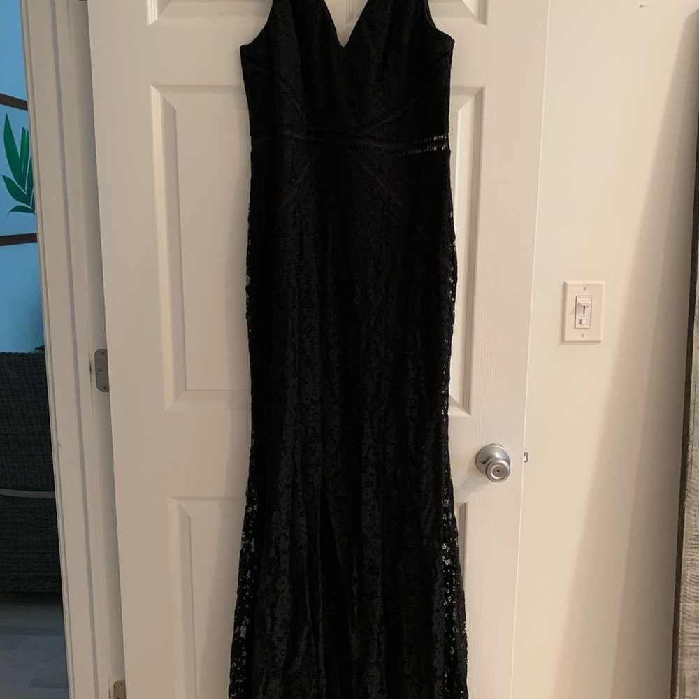 Gorgeous and elegant black lace dress